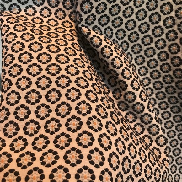 Brooks Brothers- Elegant Form Fitting Shift Dress - Picture 4 of 6